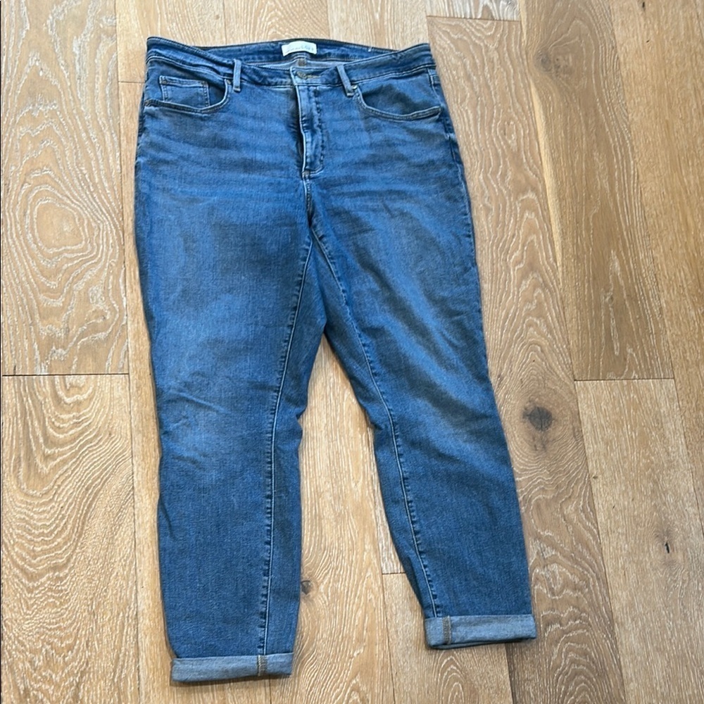 LOFT Curvy Skinny Crop Jeans